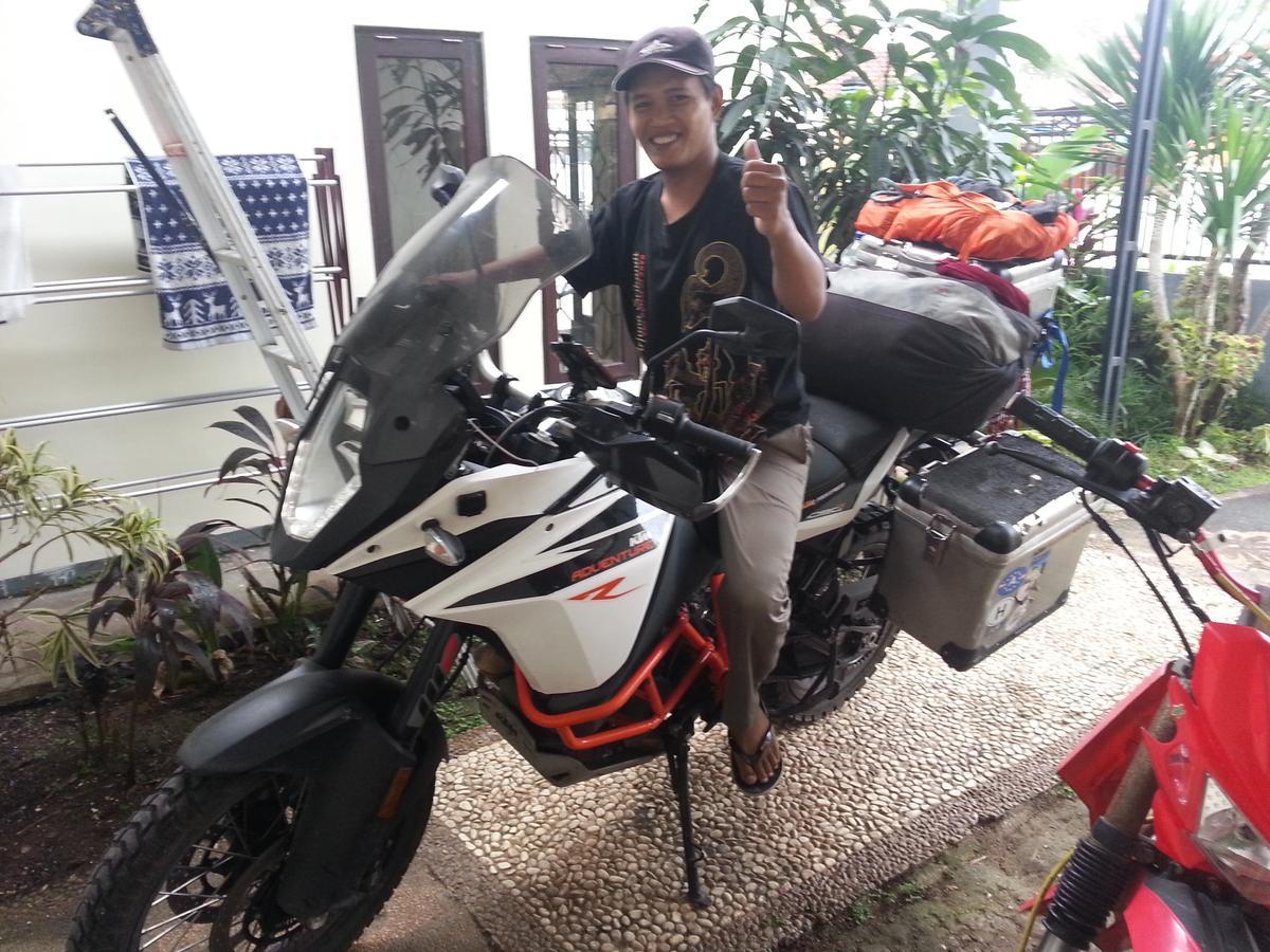 Javalindra Homestay Tour And Travel Banyuwangi Kültér fotó